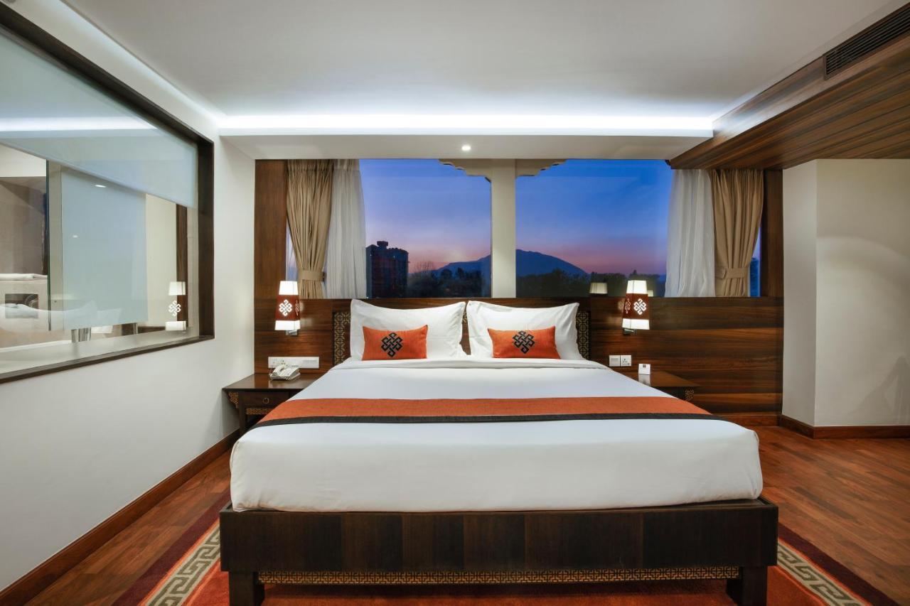 Ramada By Wyndham Kathmandu Dhumbarahi Hotel Exterior foto
